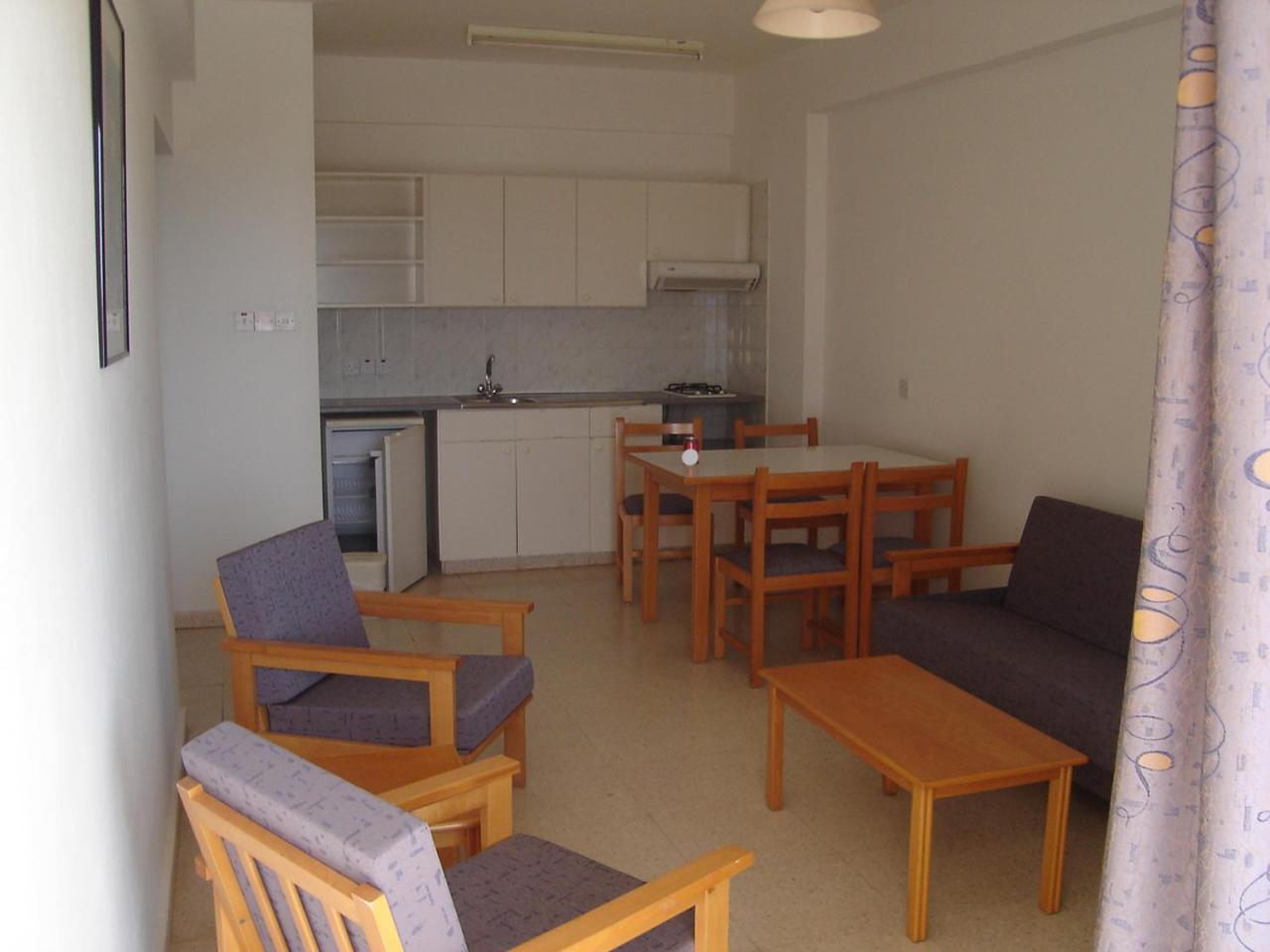Pola Costa Beach Hotel Apts - Adults Only Protarász Kültér fotó