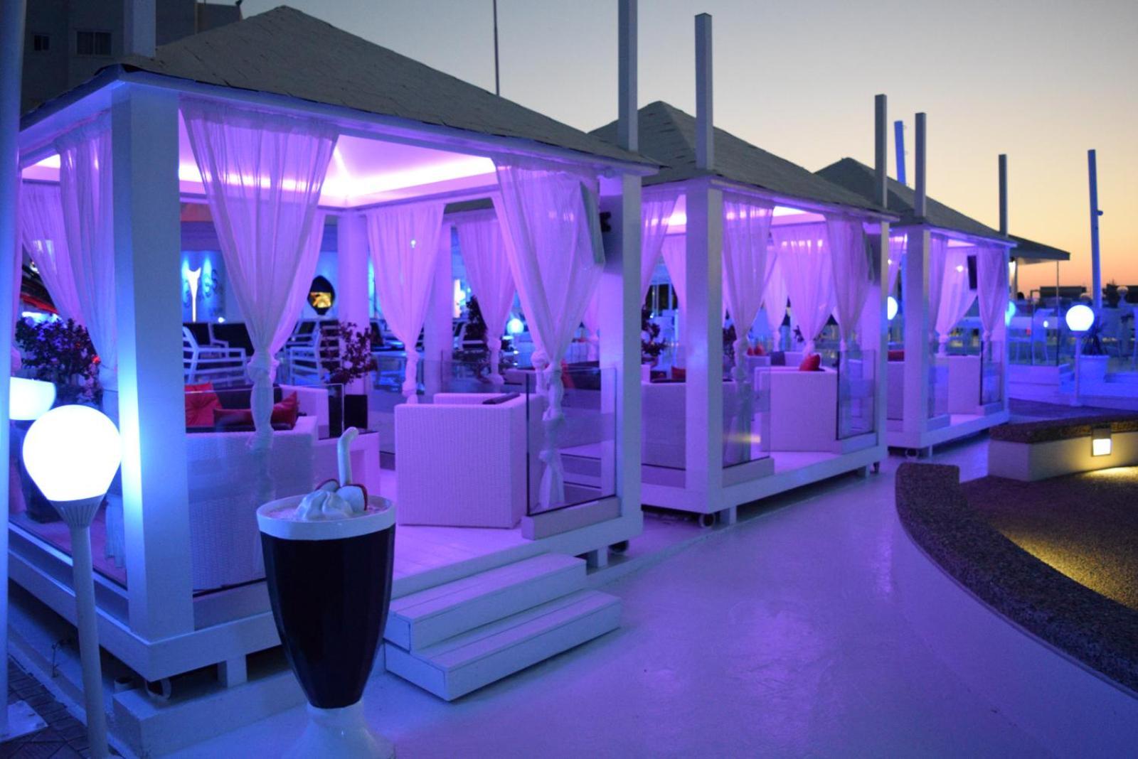 Pola Costa Beach Hotel Apts - Adults Only Protarász Kültér fotó