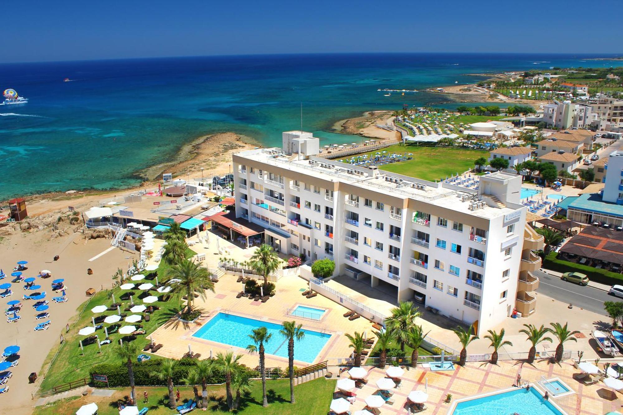 Pola Costa Beach Hotel Apts - Adults Only Protarász Kültér fotó